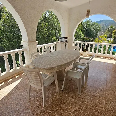 Schuetze Con Piscina Privada * Peñíscola