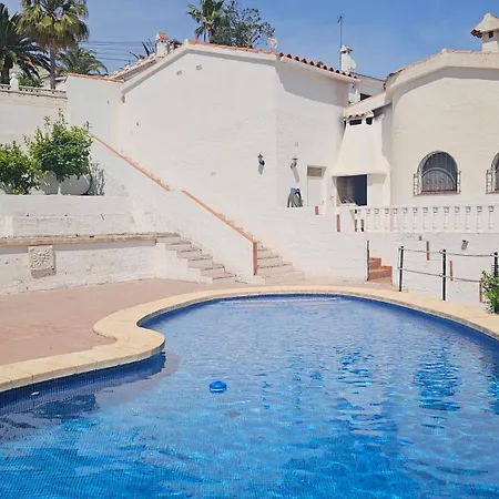 Schuetze Con Piscina Privada * Peñíscola
